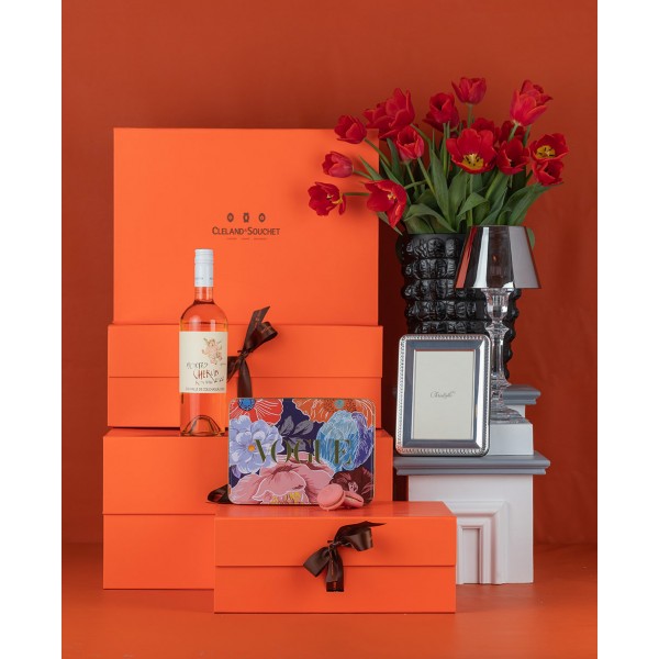 Vogue Roses Luxury Gift Box