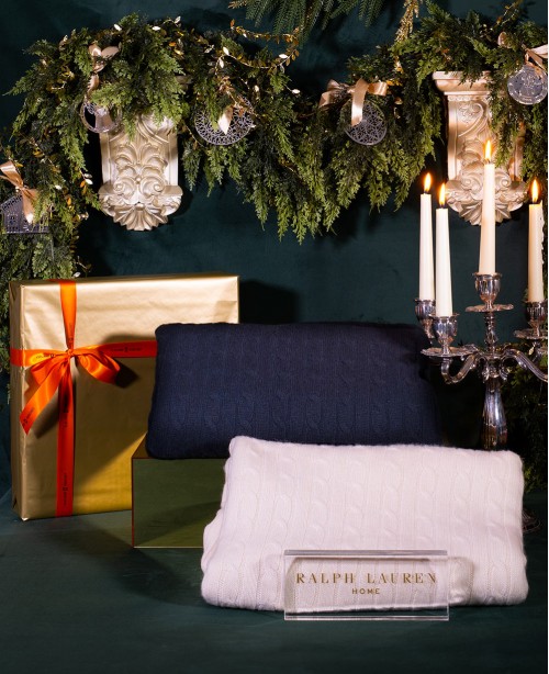The Ralph Lauren Cashmere Throw The Ralph Lauren Cashmere Throw