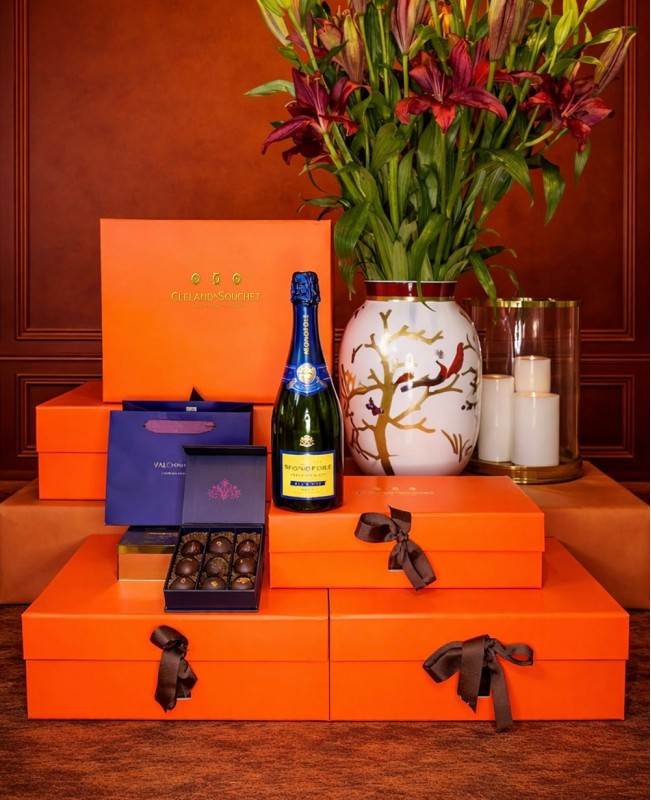 Pommery & Valchikovsky Gift Set